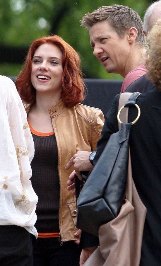 Scarlett Johansson nie wyjdzie z domu bez...