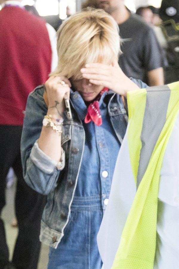 Scarlett Johansson wygląda KOSZMARNIE! Co ona ma na sobie?