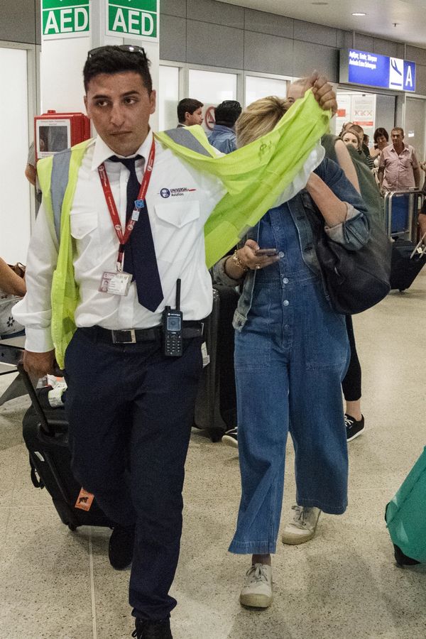 Scarlett Johansson wygląda KOSZMARNIE! Co ona ma na sobie?