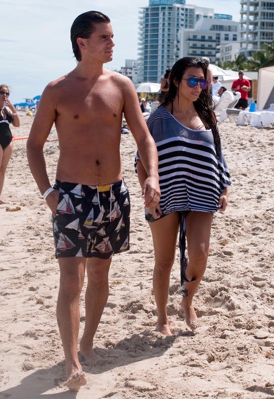 Scott Disick też poszedł pod nóż? (FOTO) Scott Disick też poszedł pod nóż? (FOTO)