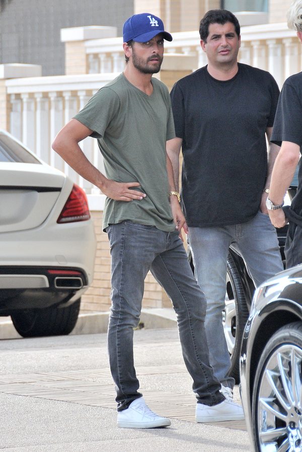 Scott Disick spotyka się z 18-letnią modelką