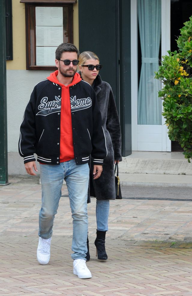 Kourtney do Scotta: WYGRYWAM w seksie! Kourtney do Scotta: WYGRYWAM w seksie!