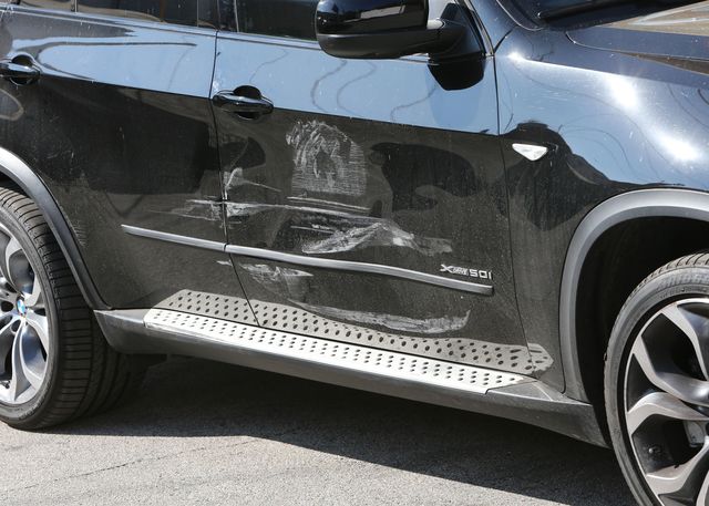 Który kierowca miał mały wypadek? (FOTO)