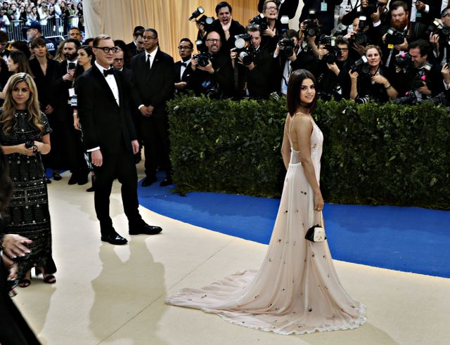 Selena Gomez i The Weeknd nie mogli oderwać od siebie rąk na Gali Met!