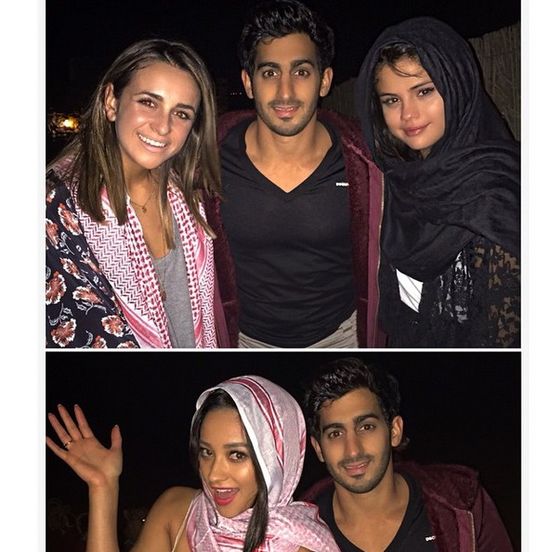 Selena Gomez na każdym wyjeździe znajduje sobie kochanka?