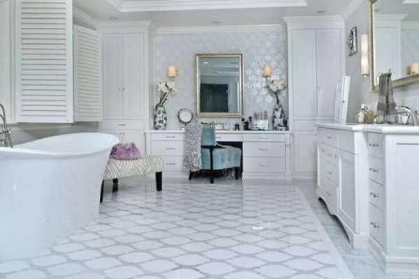 W tej łazience kąpie się Selena Gomez (FOTO)