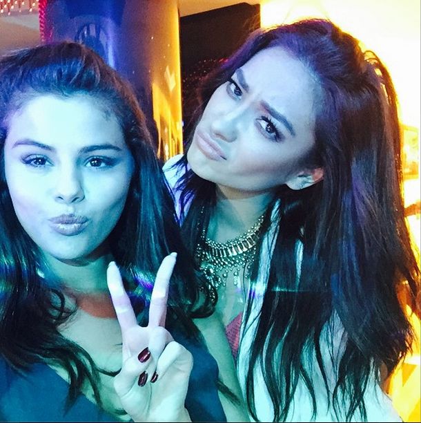 Selena Gomez ostro zaszalała w Abu Dhabi (FOTO)