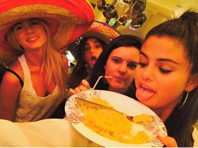 Co Selena Gomez próbuje nam udowodnić? (FOTO)