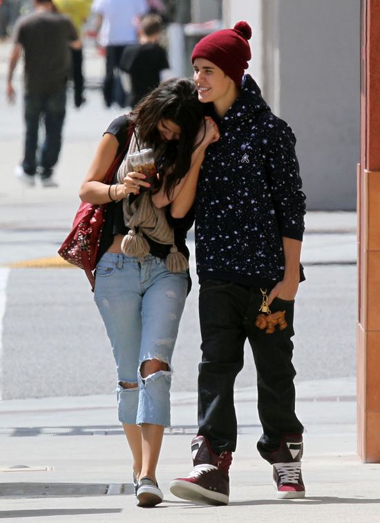 Justin Bieber i Selena Gomez ponownie razem? (FOTO) Justin Bieber i Selena Gomez ponownie razem? (FOTO)