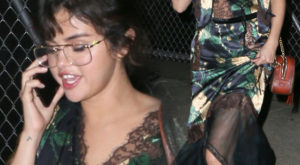 ZDENERWOWANA Selena Gomez w babcinej sukience (ZDJĘCIA) ZDENERWOWANA Selena Gomez w babcinej sukience (ZDJĘCIA)