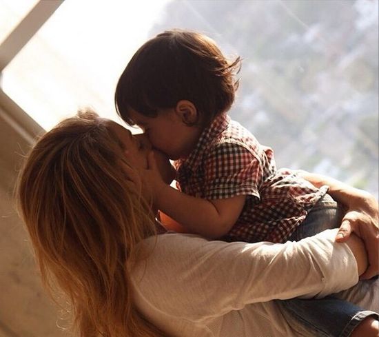 Shakira urodzi chłopca czy dziewczynkę?