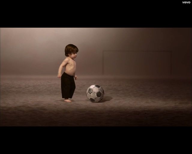 Milan, syn Shakiry, zadebiutował w teledysku [VIDEO]