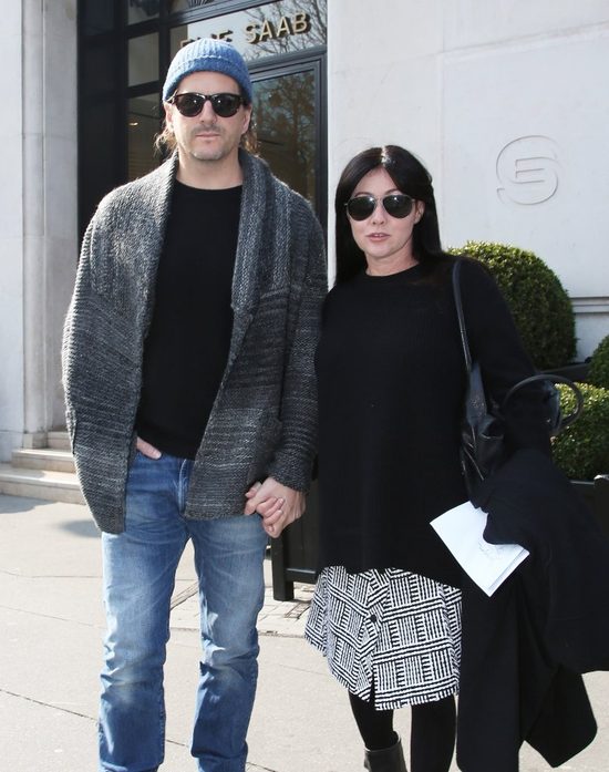 Krok po kroku pokazała, jak przygotowuje się do chemioterapii Krok po kroku pokazała, jak przygotowuje się do chemioterapii