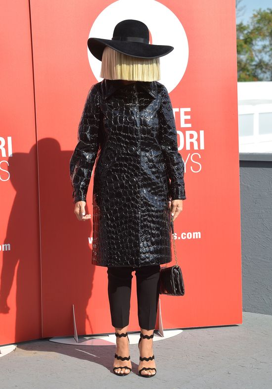 Sia w niecodziennym wywiadzie VIDEO)