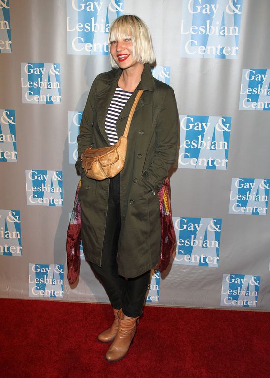 Sia w niecodziennym wywiadzie VIDEO)