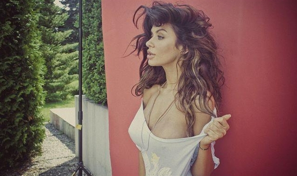 Ksiądz oglądał nagą Siwiec, gdy była w podstawówce