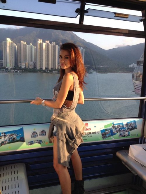 Natalia Siwiec poleciała do Hong Kongu (FOTO)