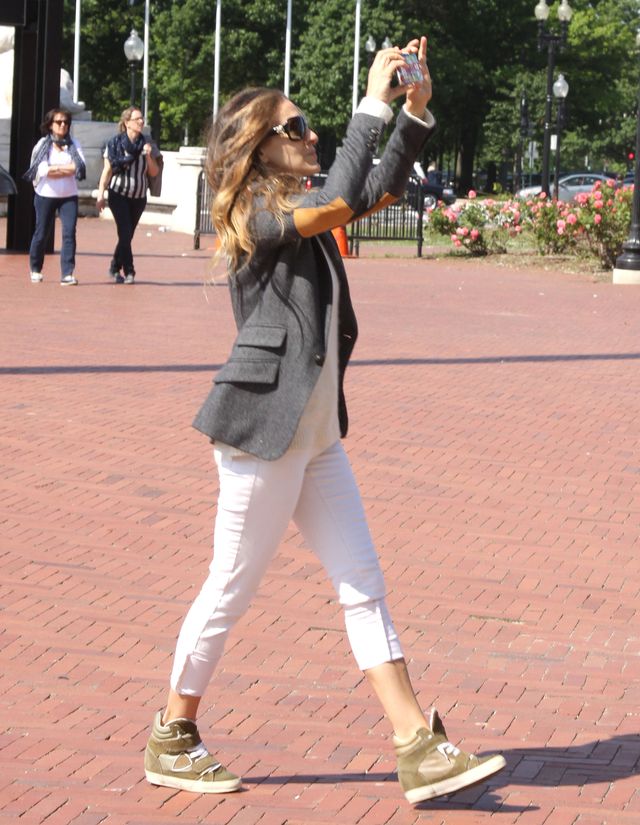 Żylaki i halluksy kazały jej polubić mokasyny (FOTO)
