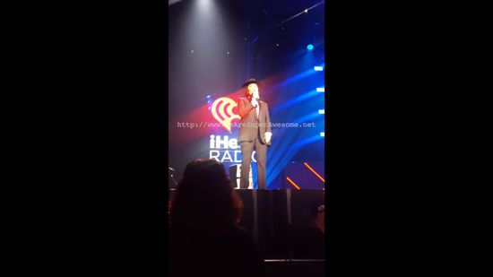 Kris Jenner WYBUCZANA na koncercie