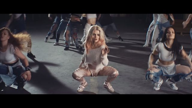 Zobacz Margaret w seksownym teledysku Cool Me Down! (VIDEO)