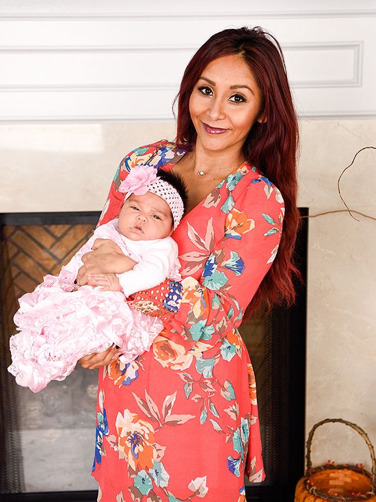 Snooki W KOŃCU pokazała buźkę córeczki (FOTO)
