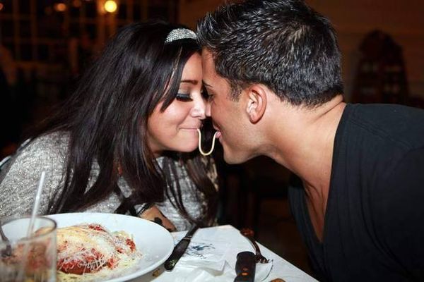 Snooki pokazała ślubny makijaż i fryzurę (FOTO)