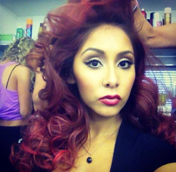 Snooki pokazała ślubny makijaż i fryzurę (FOTO)