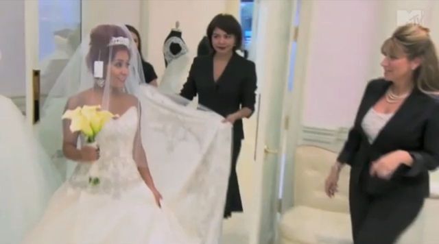 Snooki już znalazła wymarzoną suknię ślubną (VIDEO)
