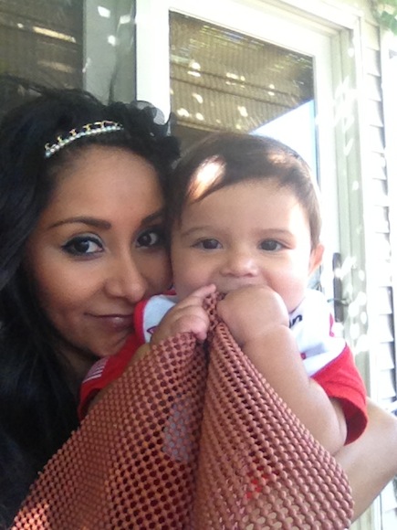 Snooki z rodzinką! (FOTO) Snooki z rodzinką! (FOTO)