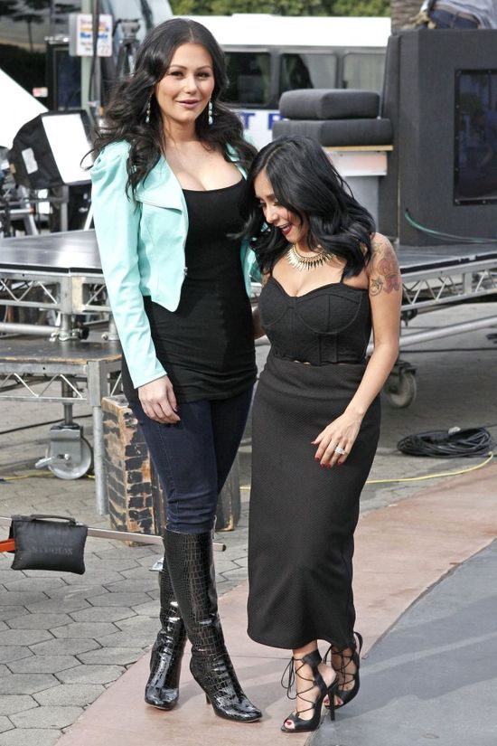 Snooki i Jwoww - młode mamy oderwały się od pieluch (FOTO)