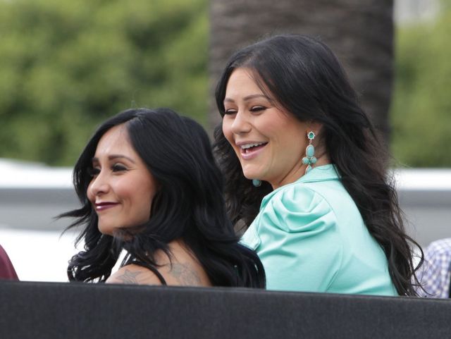 Snooki i Jwoww - młode mamy oderwały się od pieluch (FOTO)