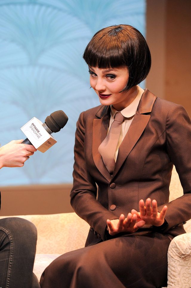 Socha w peruce z grzywką (FOTO)