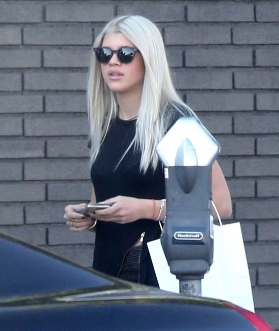 Prasa pisze o niej siostra Khloe Kardashian (FOTO)