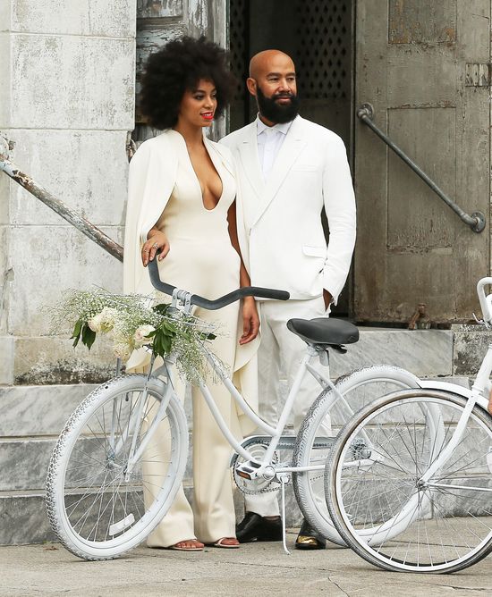 Solange pobiła rekord kreacji ślubnych (FOTO) Solange pobiła rekord kreacji ślubnych (FOTO)