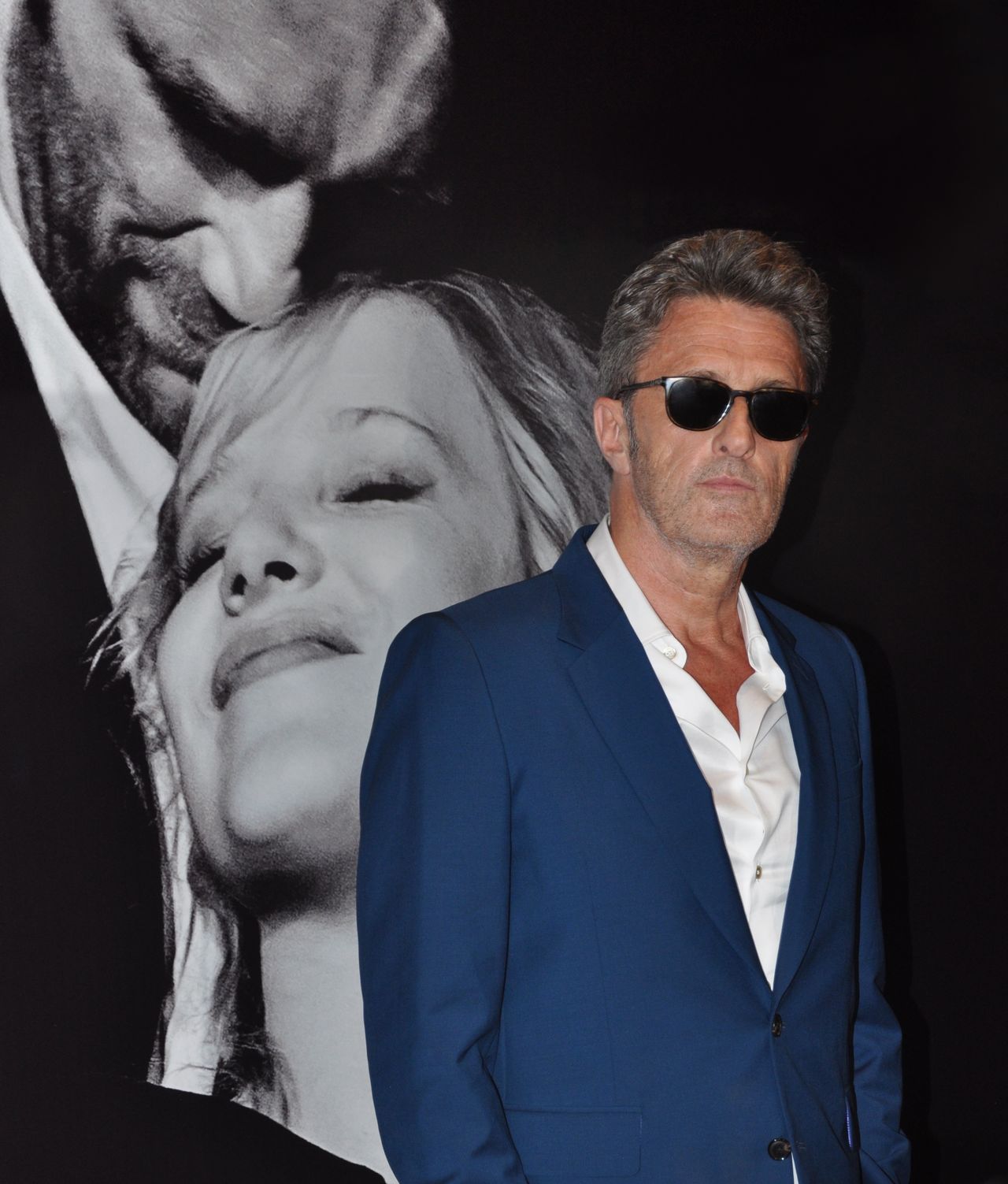 Paweł Pawlikowski na wspólnym zdjęciu z Gagą i Cooperem