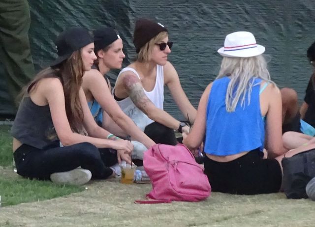 Niezręczne spotkanie Pattinsona i Stewart na Coachelli FOTO Niezręczne spotkanie Pattinsona i Stewart na Coachelli FOTO