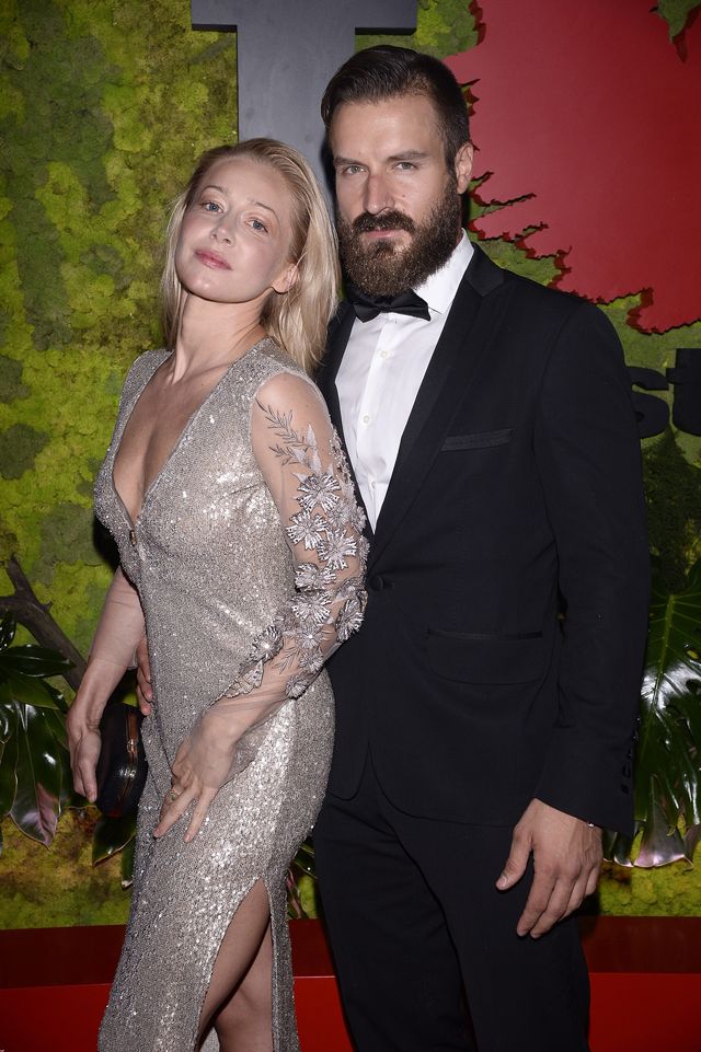 Piotr Stramowski BRONI ŻONY na Instagramie Piotr Stramowski BRONI ŻONY na Instagramie