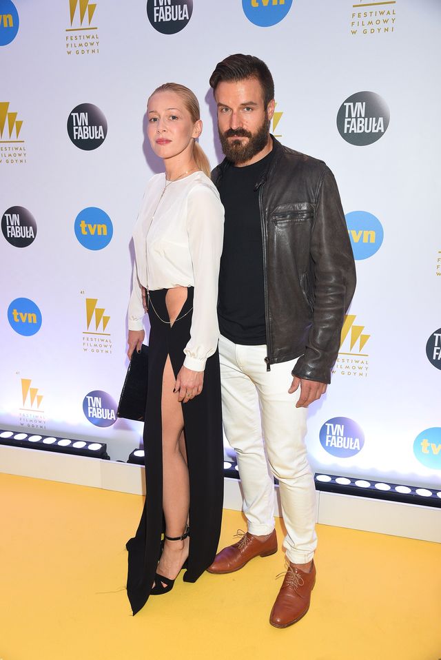 Piotr Stramowski BRONI ŻONY na Instagramie Piotr Stramowski BRONI ŻONY na Instagramie