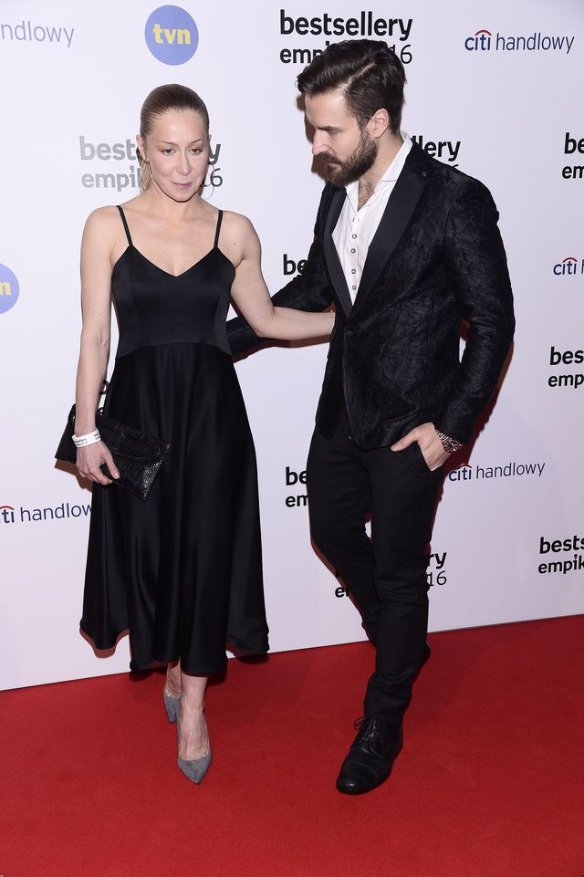 Piotr Stramowski BRONI ŻONY na Instagramie Piotr Stramowski BRONI ŻONY na Instagramie