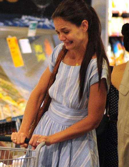 Suri Cruise na zakupach z mamą (FOTO) Suri Cruise na zakupach z mamą (FOTO)