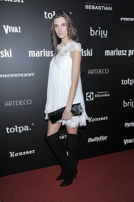 Jeszcze jeden pokaz mody! Warszawka w komplecie? (FOTO)