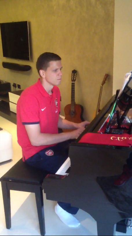 Marina i Szczęsny - jednak jest coś na rzeczy? (FOTO) Marina i Szczęsny - jednak jest coś na rzeczy? (FOTO)