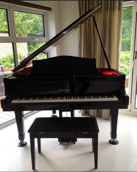 Wojciech Szczęsny gra nie tylko na murawie (VIDEO)