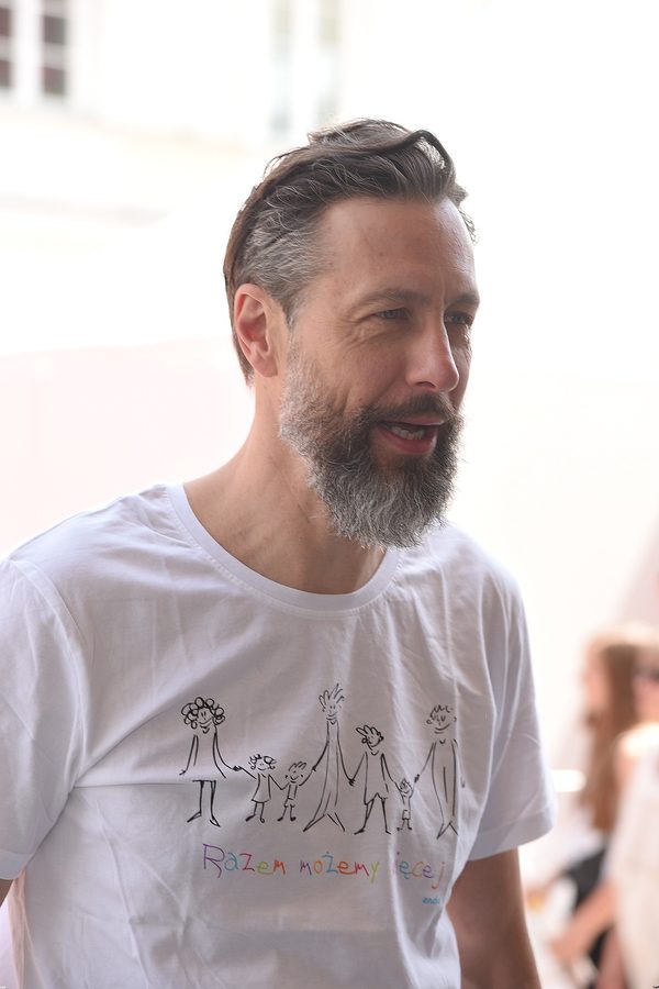 Majewski nosi na koszulce zdjęcie Dominika, który się zabił Majewski nosi na koszulce zdjęcie Dominika, który się zabił