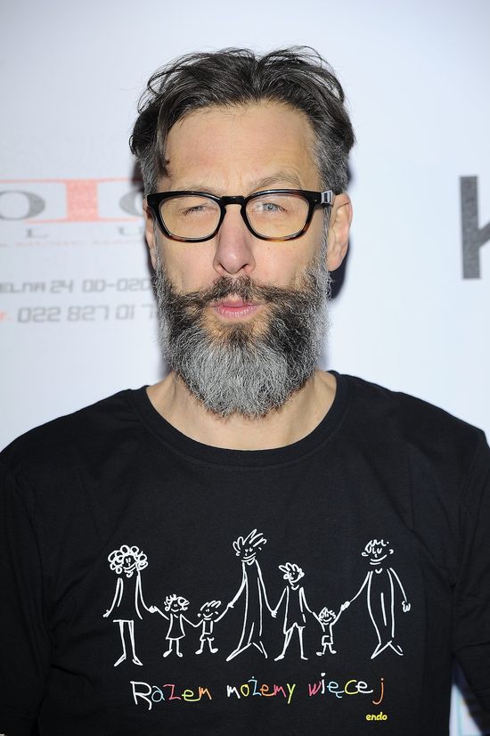 Szymon Majewski: Polsko! Wyjdź z tych dwóch słoików!!!!