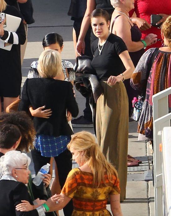 Córka tej gwiazdy wie, jak zwrócić na siebie uwagę (FOTO) Córka tej gwiazdy wie, jak zwrócić na siebie uwagę (FOTO)