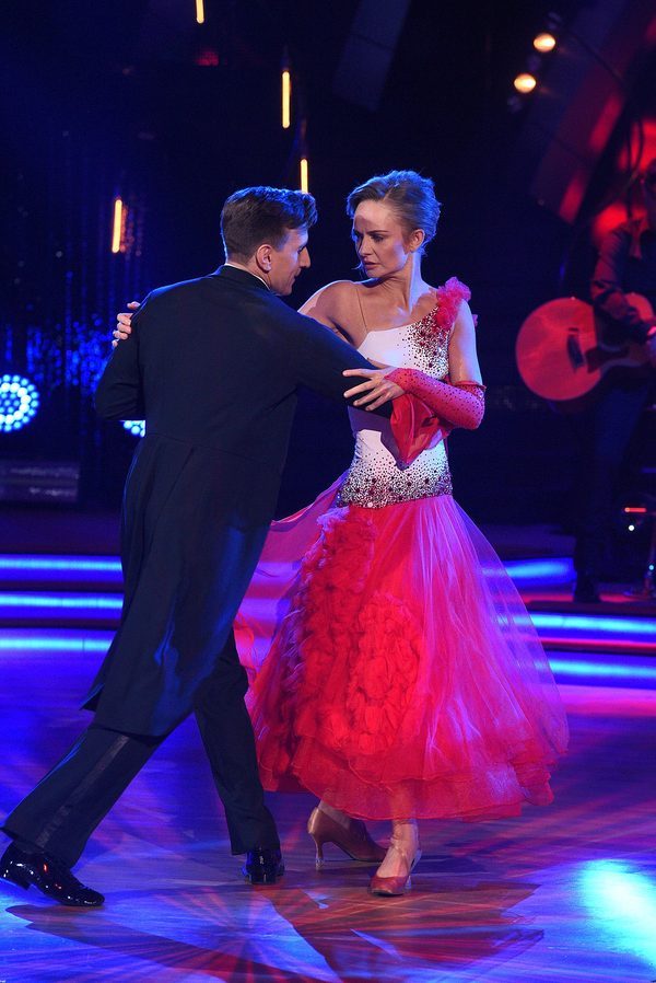 Izu bokser i rozkoszne ciało Elżbiety Romanowskiej