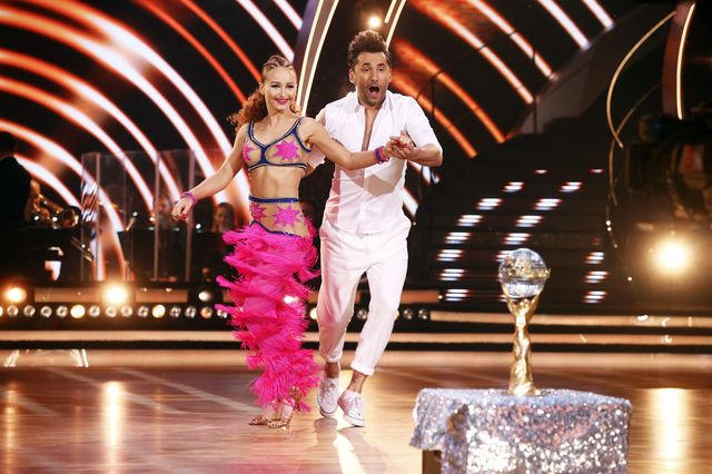 Mucha na pełnym gazie i Popek królem edycji - a kto odpadł z Tańca z gwiazdami?