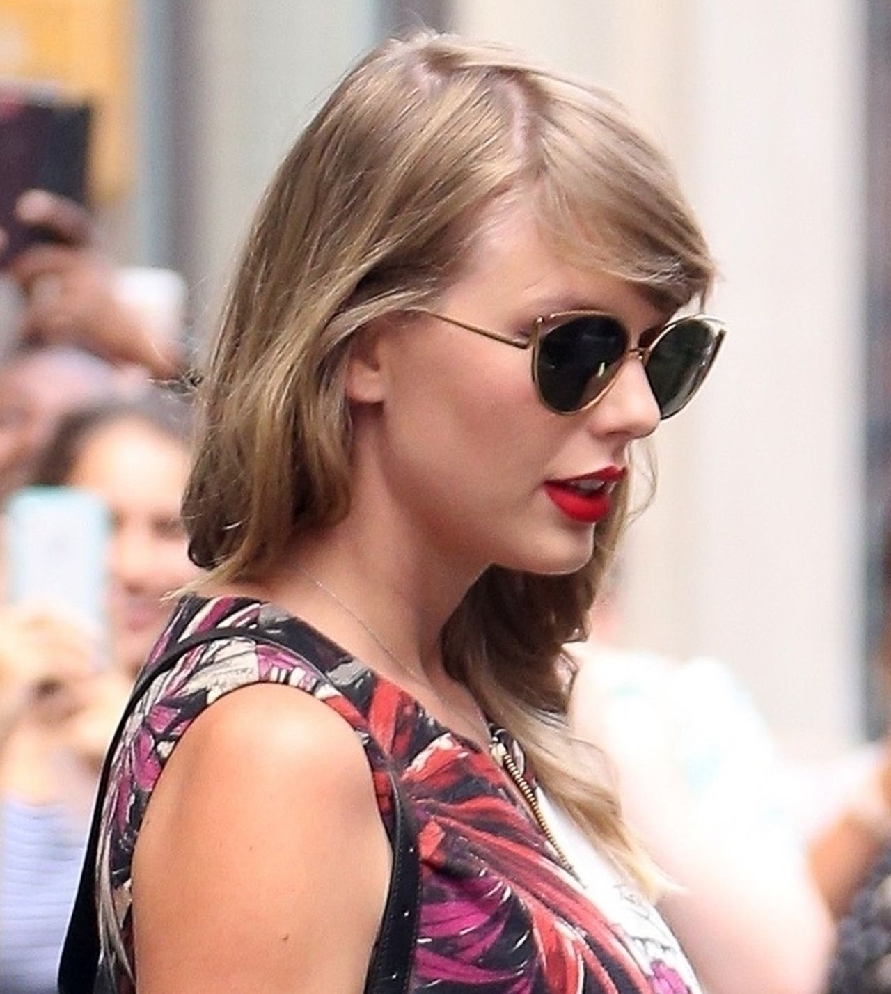 WOW! Taylor Swift w TYCH BUTACH wzbudziła poruszenie na swojej ulicy (ZDJĘCIA)