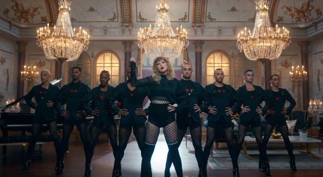 Reżyser LWYMMD o tym, jak Beyonce kopiuje Taylor Swift Reżyser LWYMMD o tym, jak Beyonce kopiuje Taylor Swift